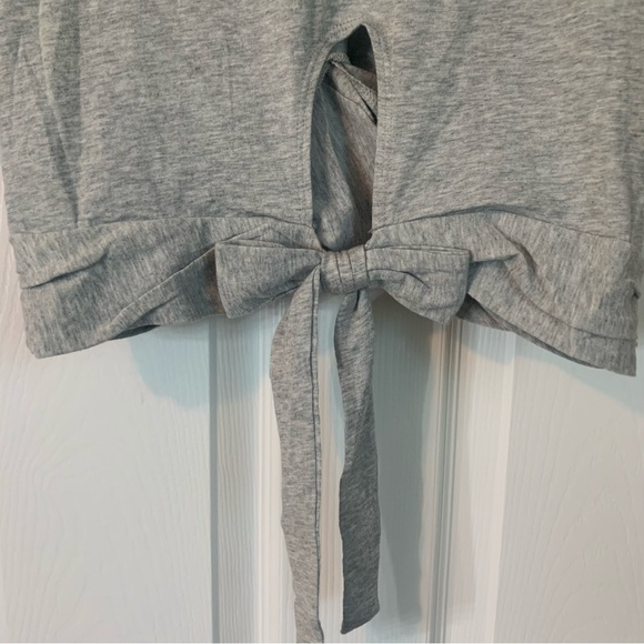 NWT Aerie Grey Tie Back Cropped Tee, size M - Picture 4 of 9